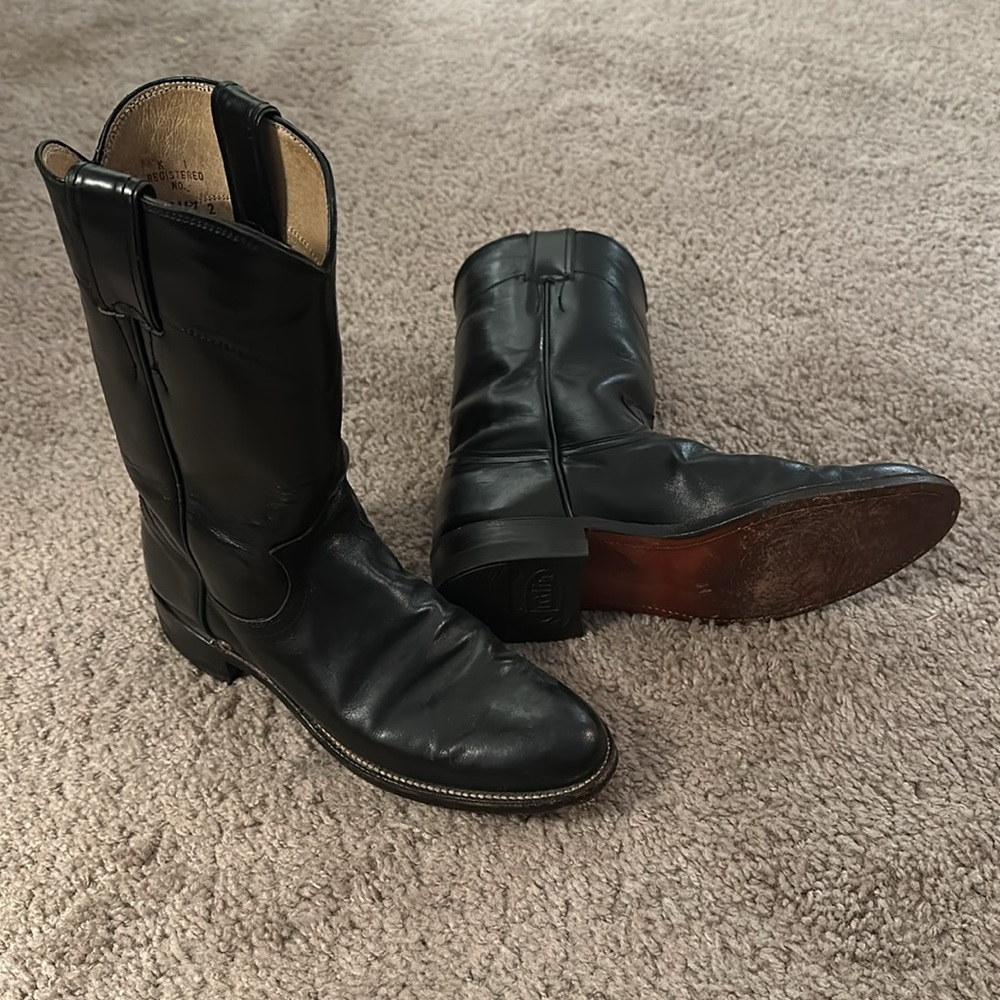 Justin cowgirl boots in black